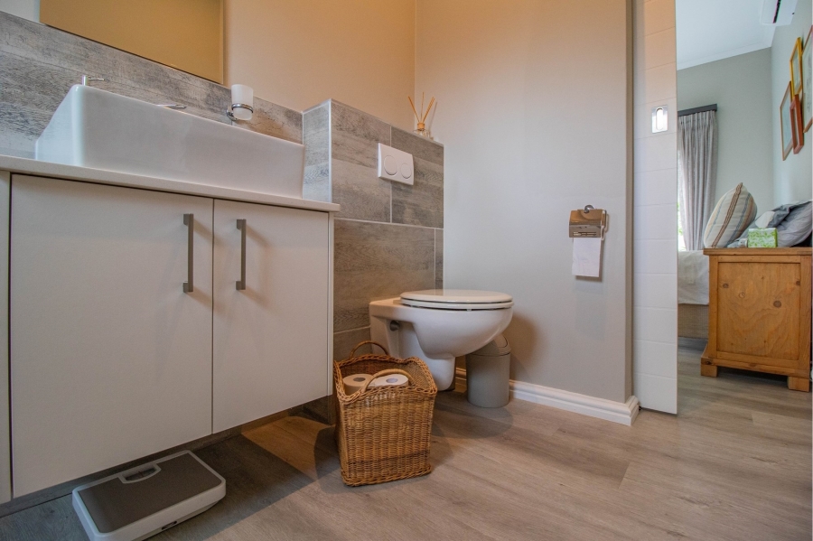3 Bedroom Property for Sale in Aan de Wijnlanden Western Cape